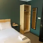 The Ivy Otel Clifden