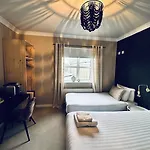 The Ivy Clifden