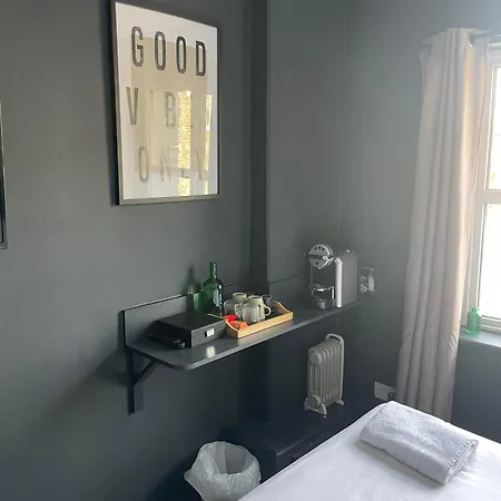 The Ivy Hotel Clifden