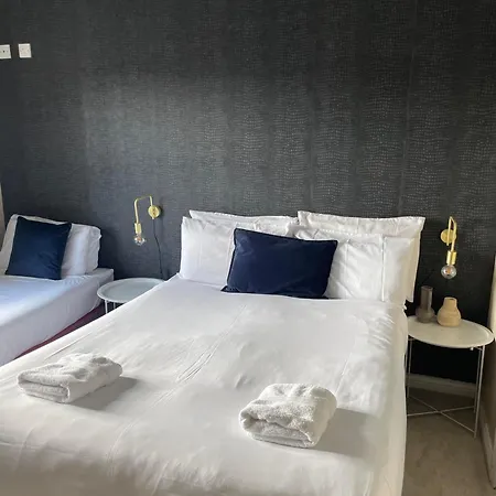 The Ivy Hotell Clifden