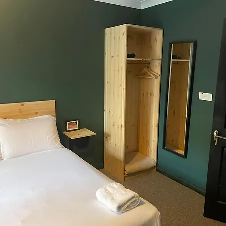 The Ivy Hotel Clifden