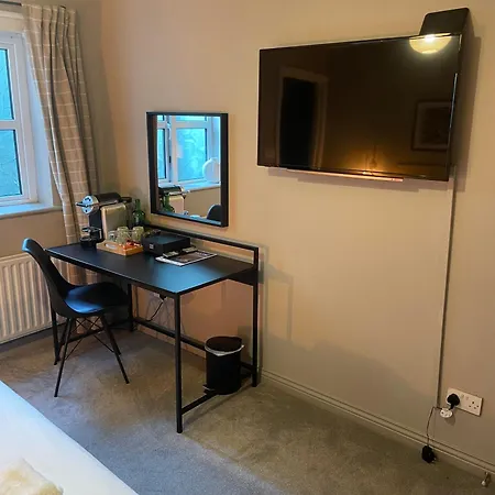 The Ivy 4* Clifden