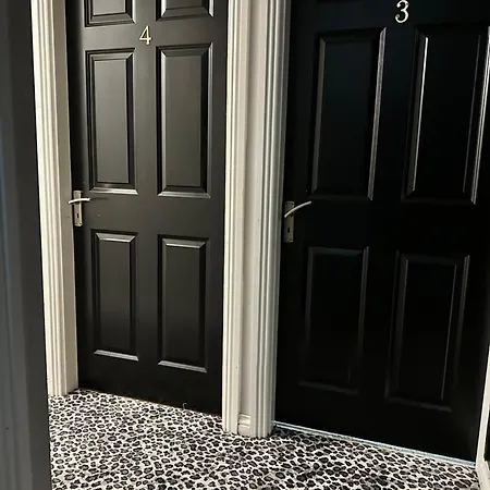 The Ivy Hotel Clifden