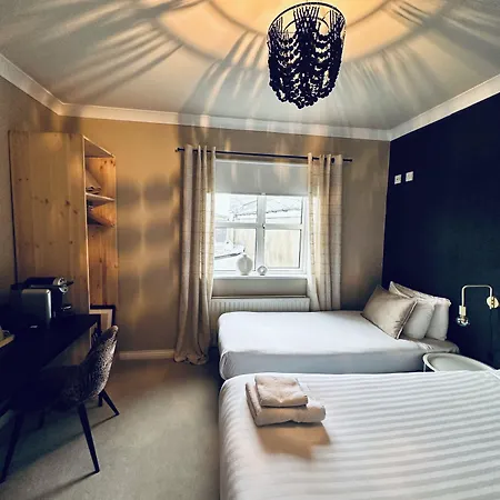 The Ivy Clifden