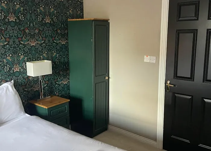 The Ivy Hotel Clifden